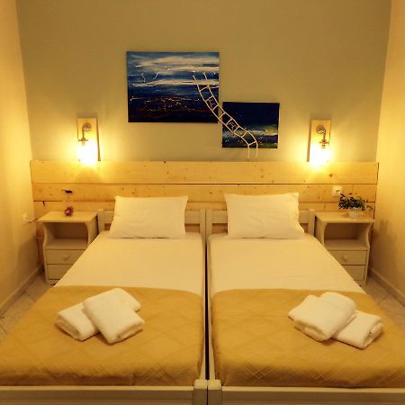 Leia Guest House Ermoúpoli Extérieur photo