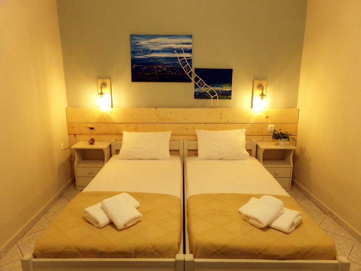 Leia Guest House Ermoúpoli Extérieur photo