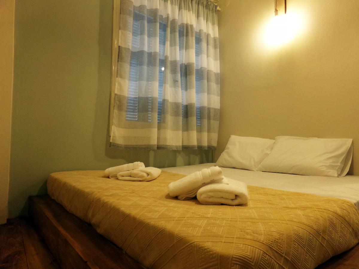 Leia Guest House Ermoúpoli Extérieur photo