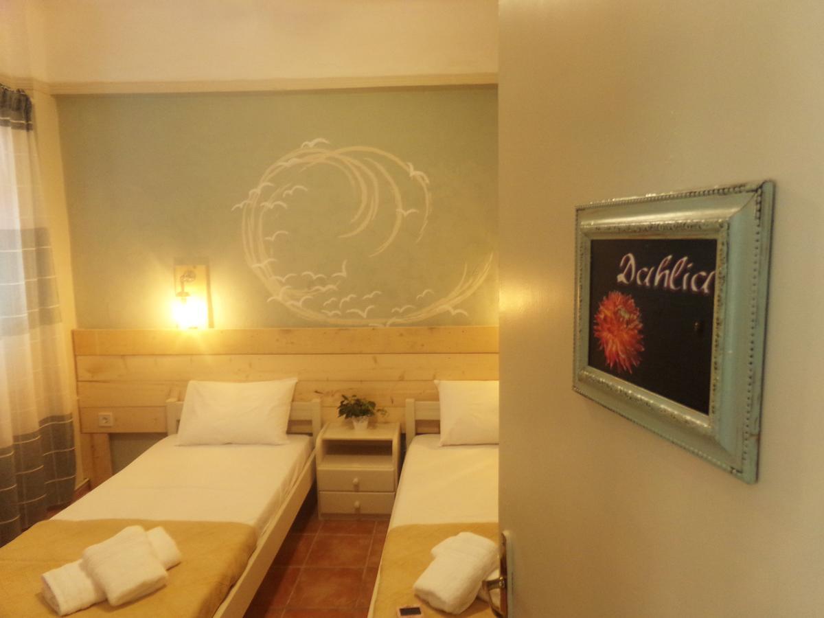 Leia Guest House Ermoúpoli Extérieur photo